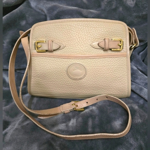 Dooney & Bourke Vintage Cream Leather Shoulder Bag with Buckle Rare - Picture 8 of 12
